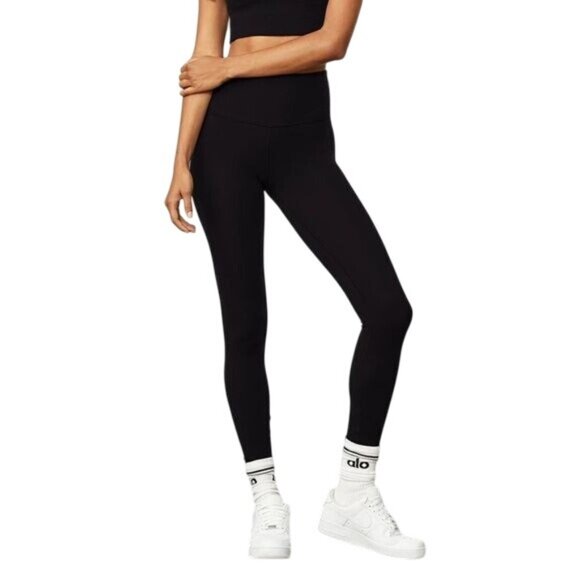 ALO Yoga High-Waist Micro Waffle Low Key Leggings in Black - Picture 2 of 6